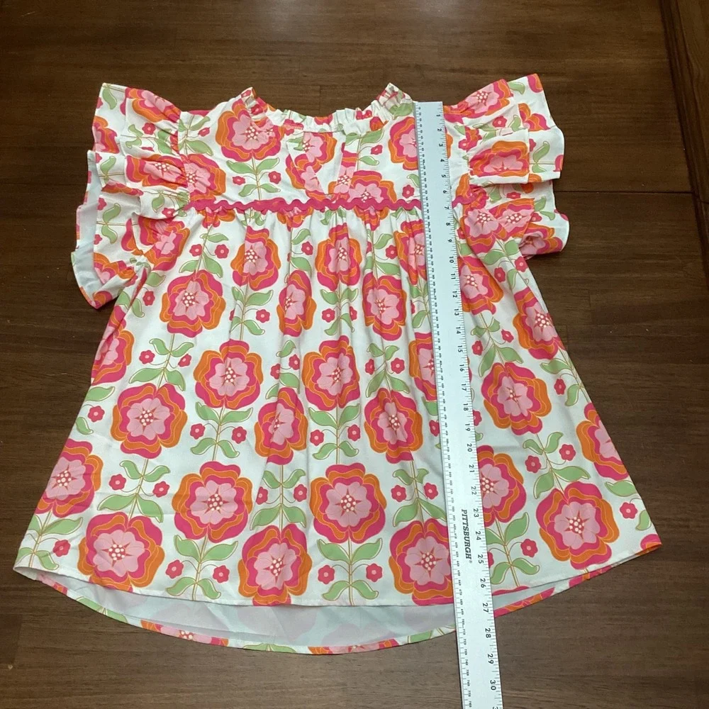 Unbranded vibrant floral